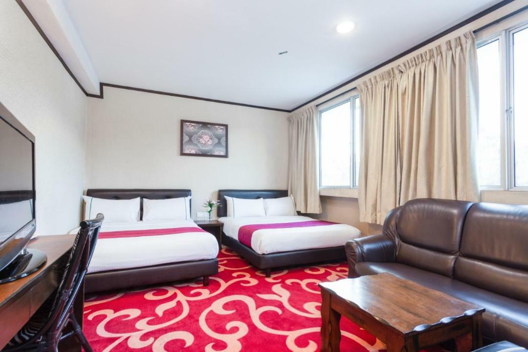 Hotel Vistaria Johor Bahru Exterior photo